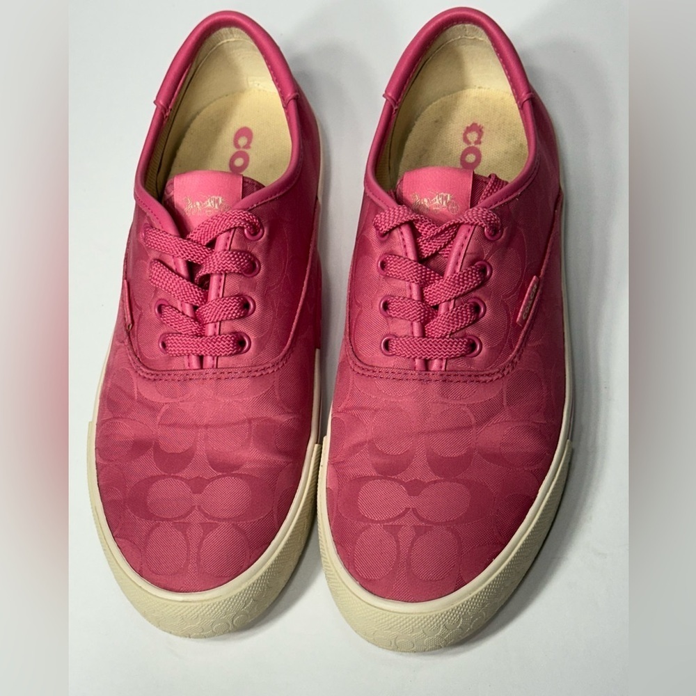 Coach Women's Pink Sneakers 8.5 pre owned Exellent conditions